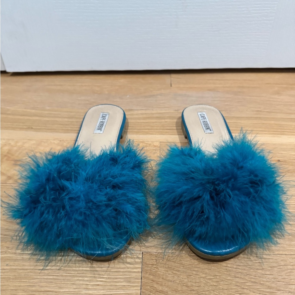 Cape Robbin Teal Fluffy Sandals